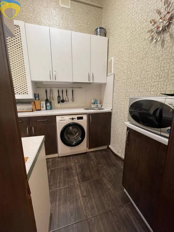 продажа двухкомнатной квартиры номер A-173866 в Приморском районе, фото номер 12